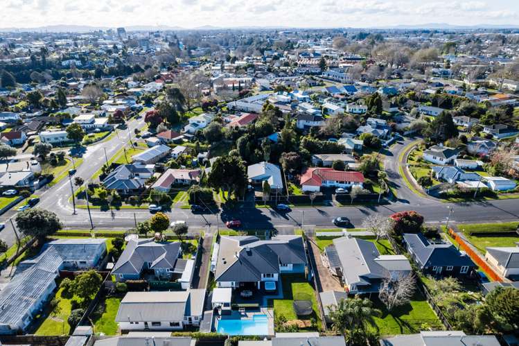 4 Naylor Street Hamilton East_21