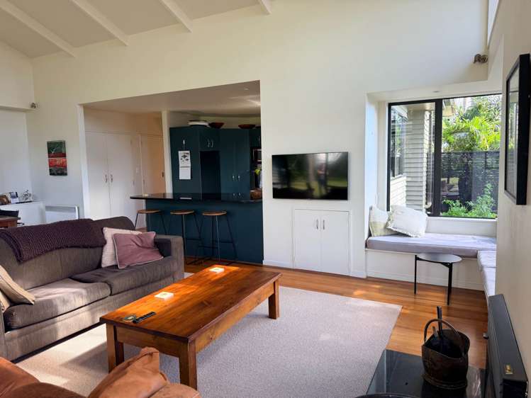23 Sunkist Bay Road Beachlands_15