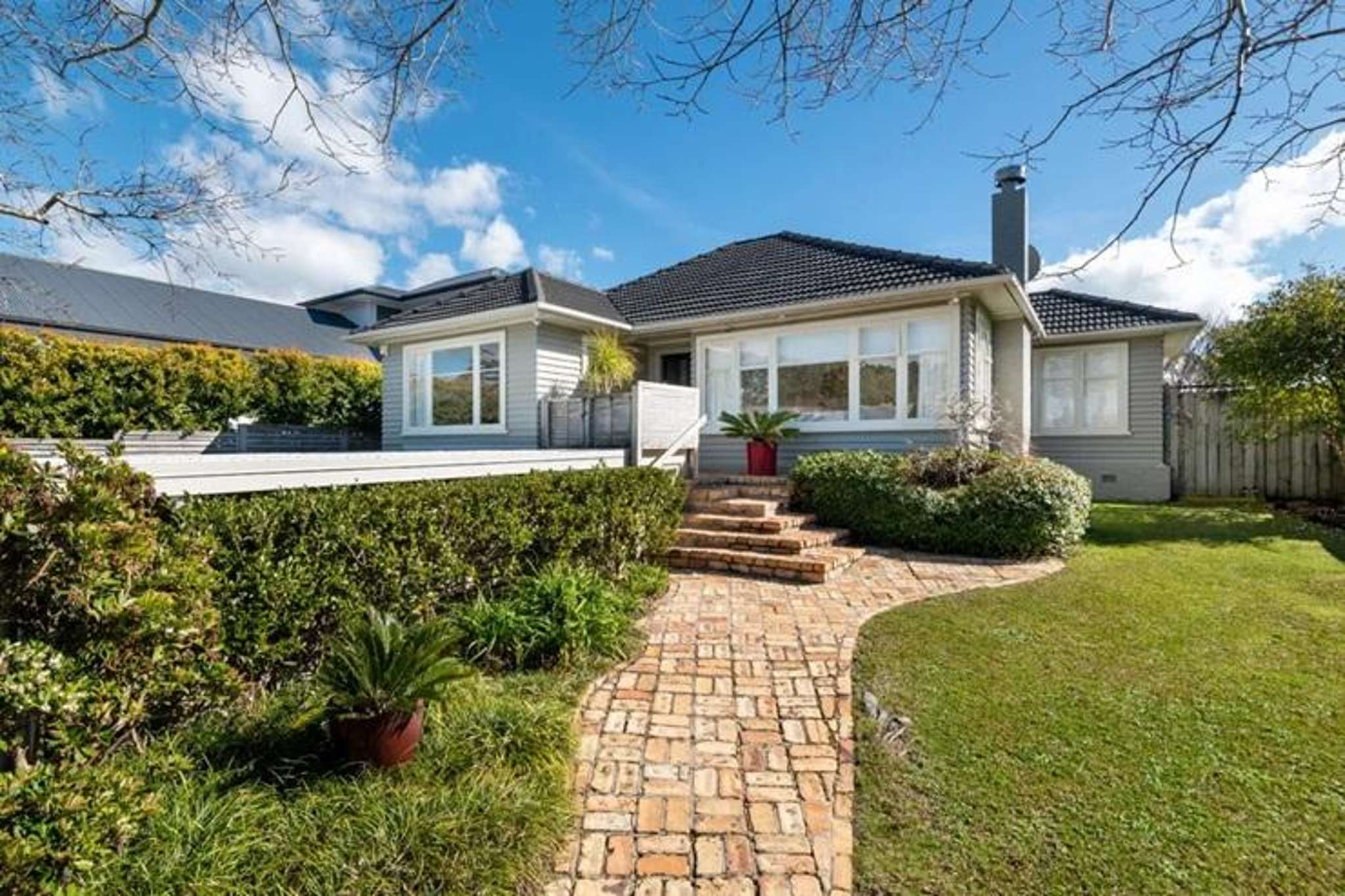 ‘Sold by dinner time’: Buyers snap up classic home in less than 10 hours