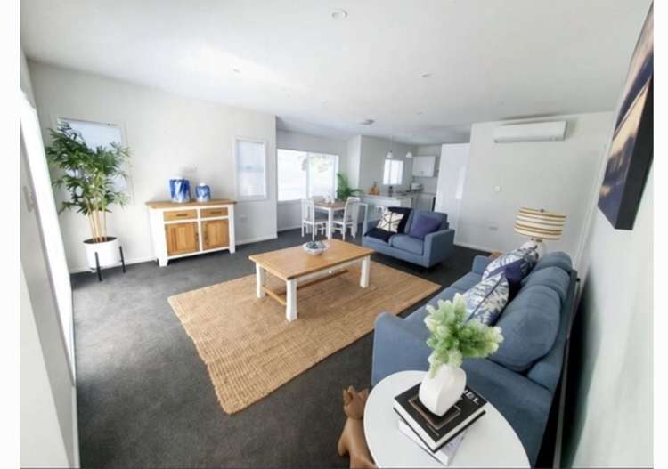 702B Murdoch Road East Akina_5