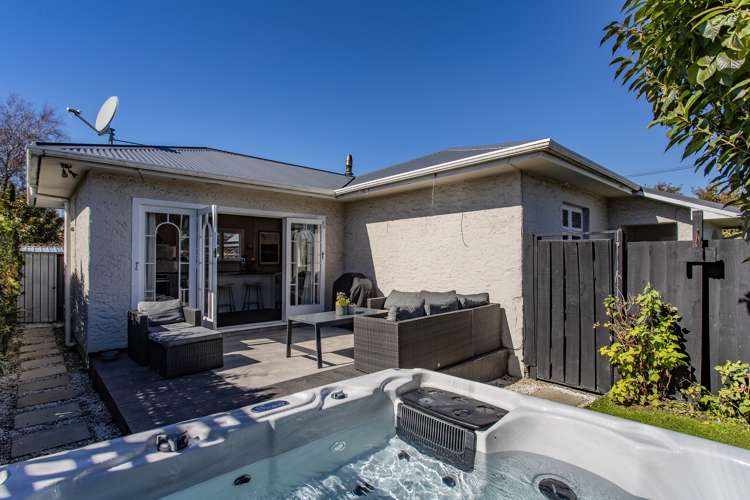 11 Burke Street Addington_11