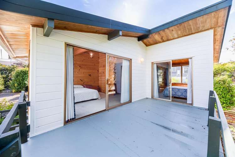 6 Tahi Road Paraparaumu Beach_1