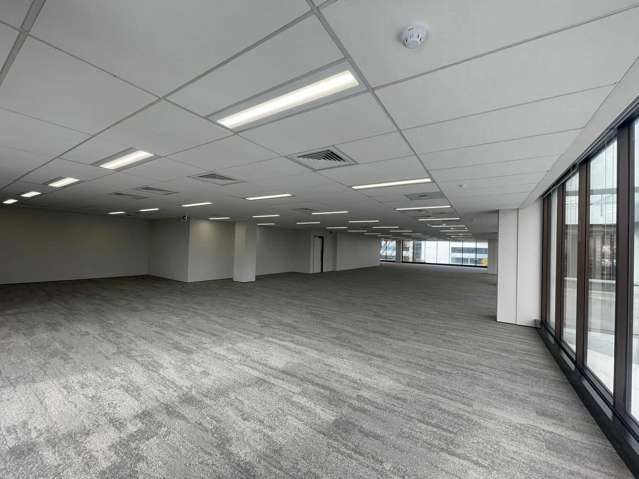 129 Hurstmere Rd Takapuna_3