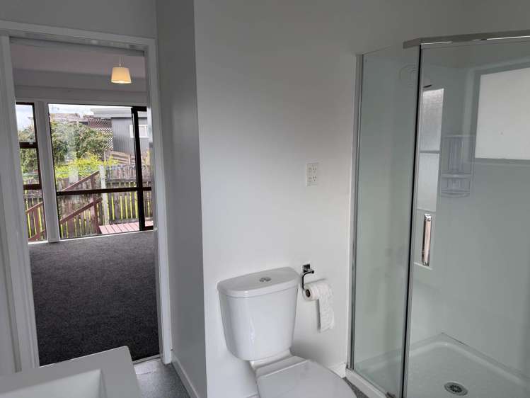 1-28 Widmore Drive Royal Heights_9