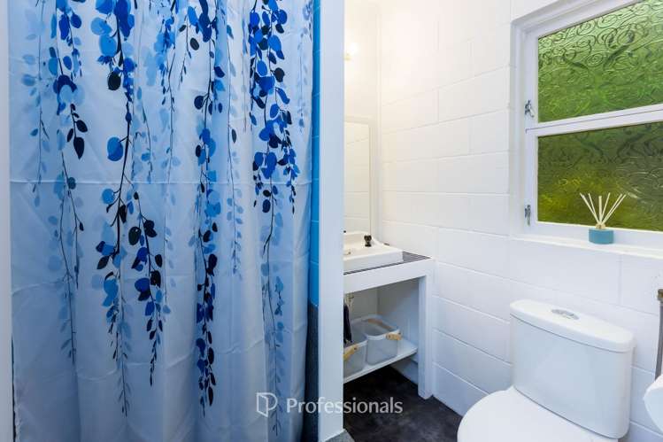 52 Cypress Drive Maungaraki_21