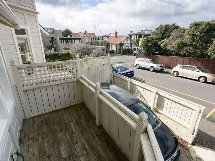 2/33 Hobson Street Thorndon_6