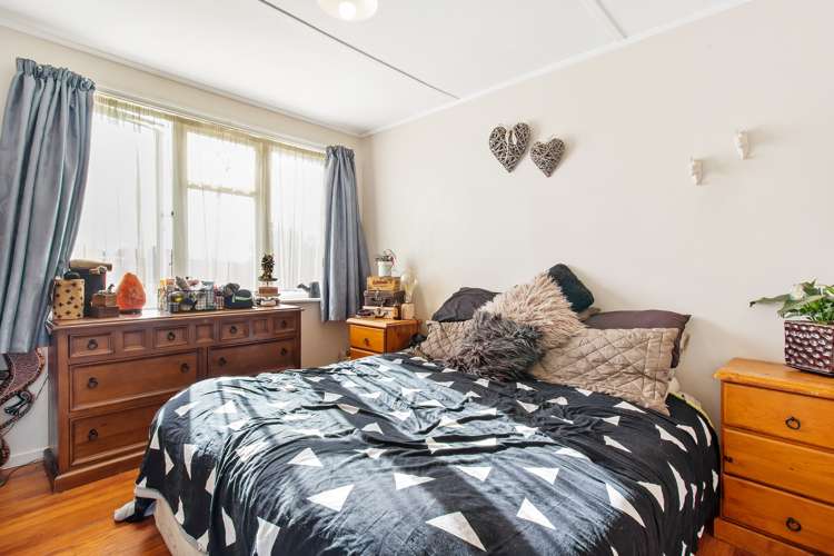 88 Grants Road Marchwiel_6