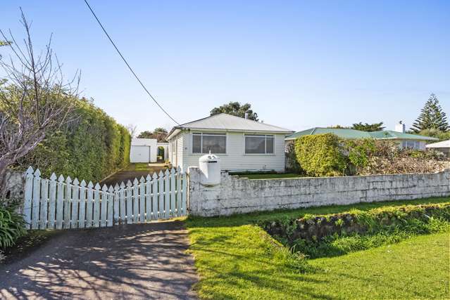 85 Whitcombe Road Opunake_1