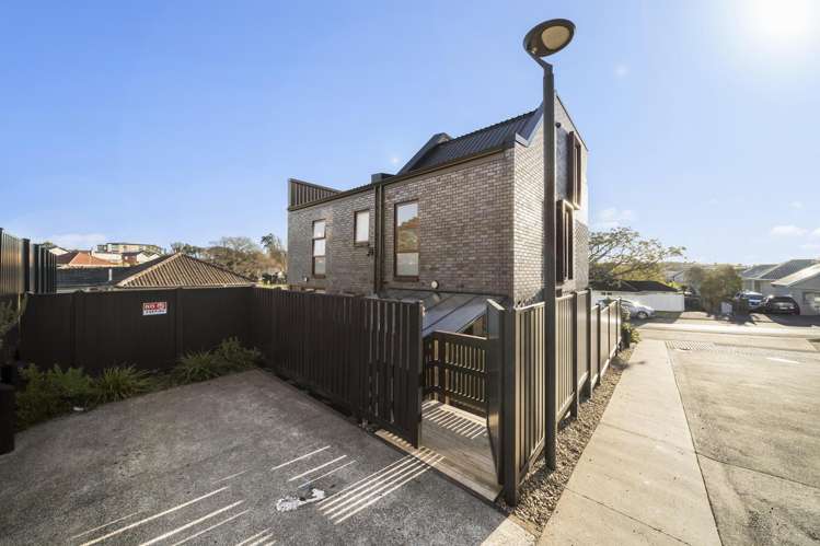 61B Freeland Avenue Mt Roskill_19