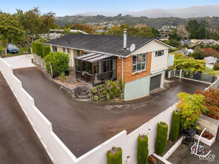 12 Alleyne Court Brown Owl_23