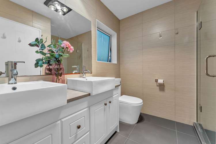 18 Kerrykeel Drive Flat Bush_26