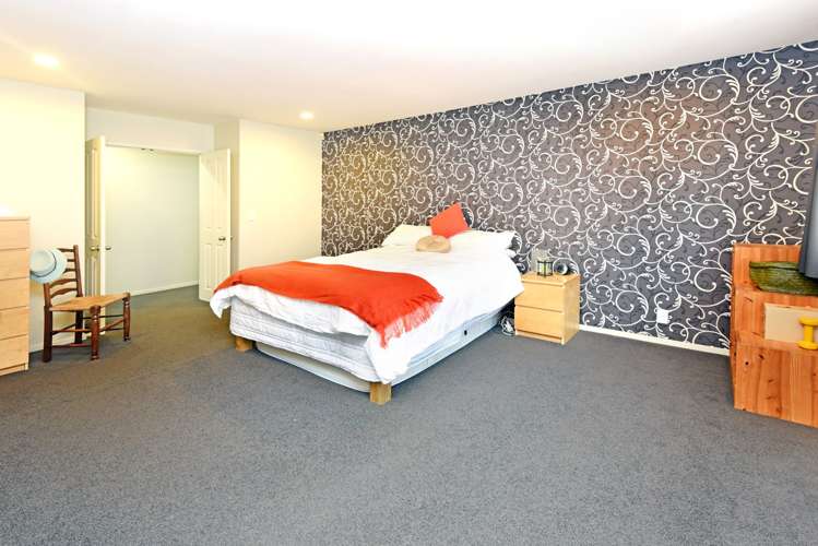 1 Trossach Place Wattle Downs_10