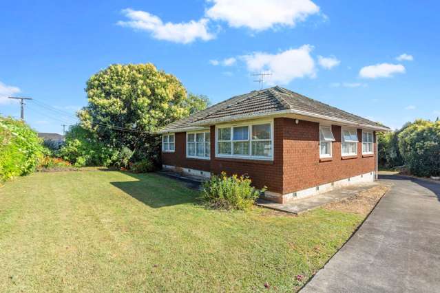 26 Crown Crescent Otara_2