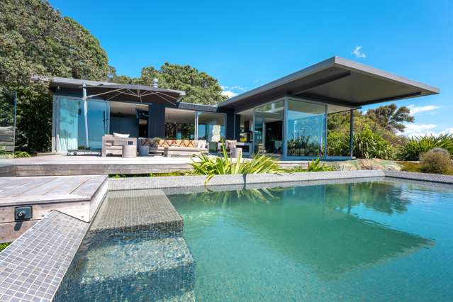 Waiheke Island dream home sells for $9m – $2.5m above CV