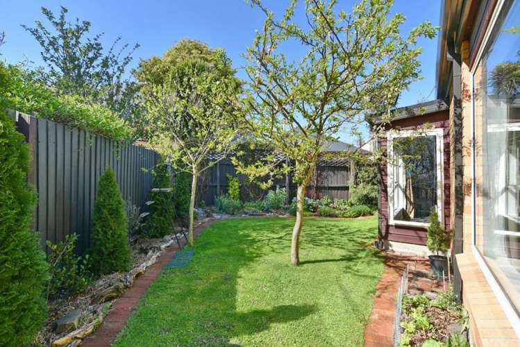 2/33 Studholme Street Somerfield_24