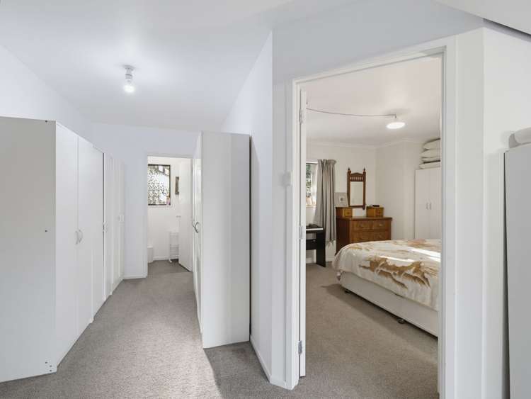 74 Churchill Drive Taradale_11