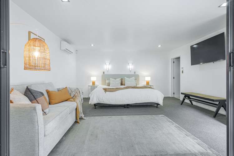 939 River Road Queenwood_14