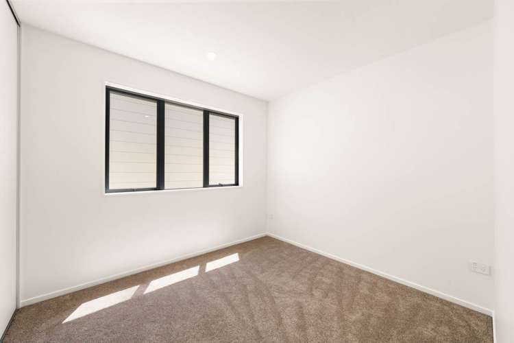 16 Toetoe Street Westgate_18