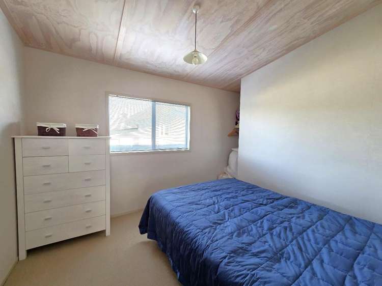 102 Sands Crescent Matarangi_8