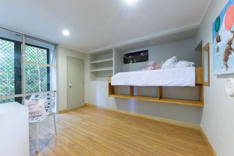 73 Kauri Point Road Laingholm_12