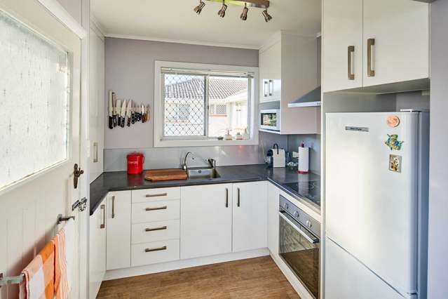 1/24 Merton Street Trentham_2