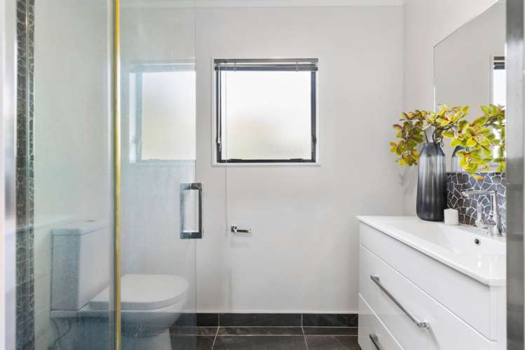 3/30 Howe Street Howick_18