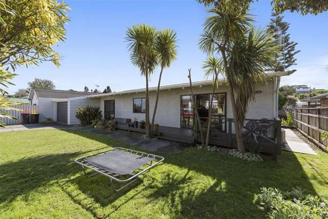 1 Tyndall Grove Matua_1