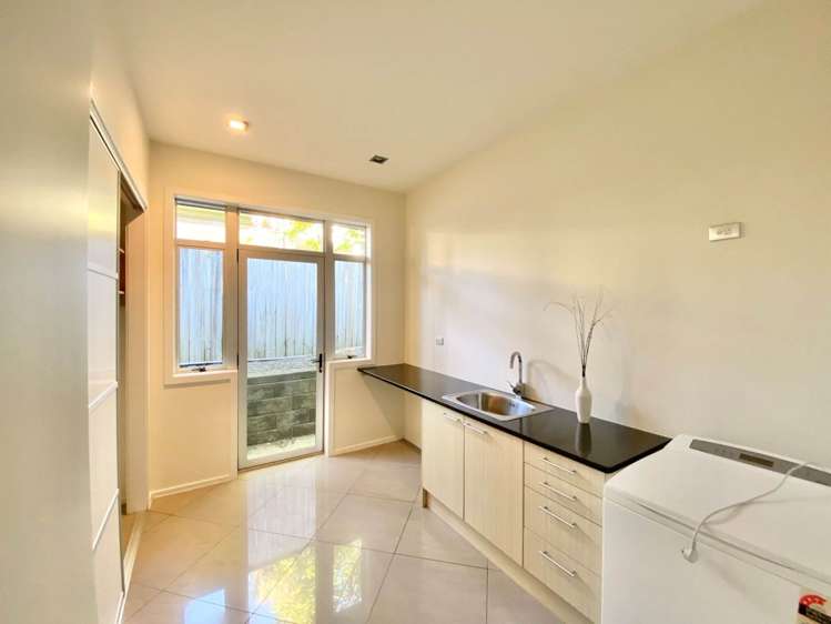 12 Armstrong Farm Drive East Tamaki Heights_20