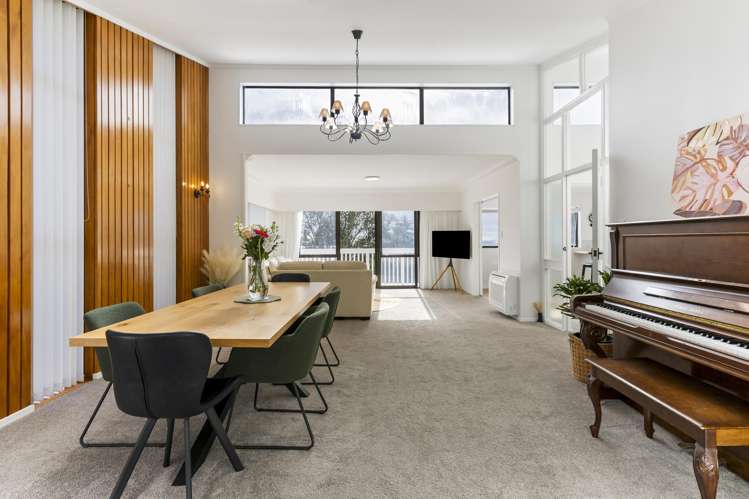 25 Coromandel Crescent Mairangi Bay_12