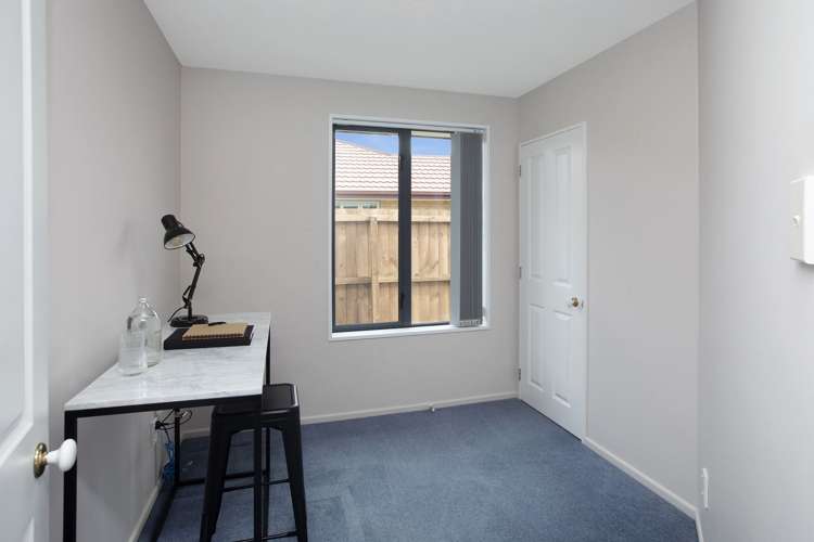 10 Sweet Waters Place Woolston_17