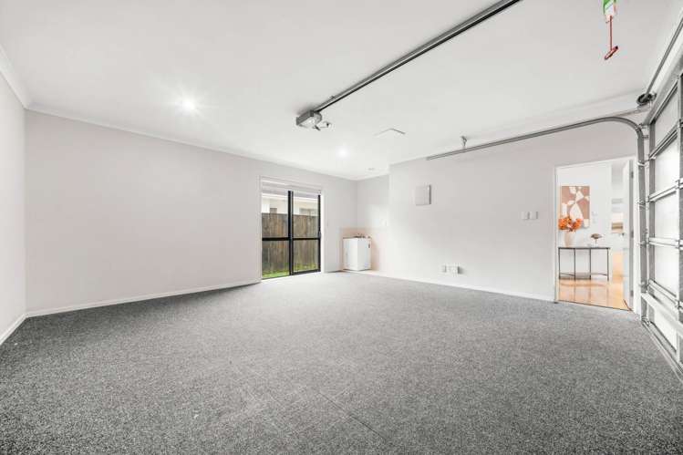 324A Royal Road Massey_23