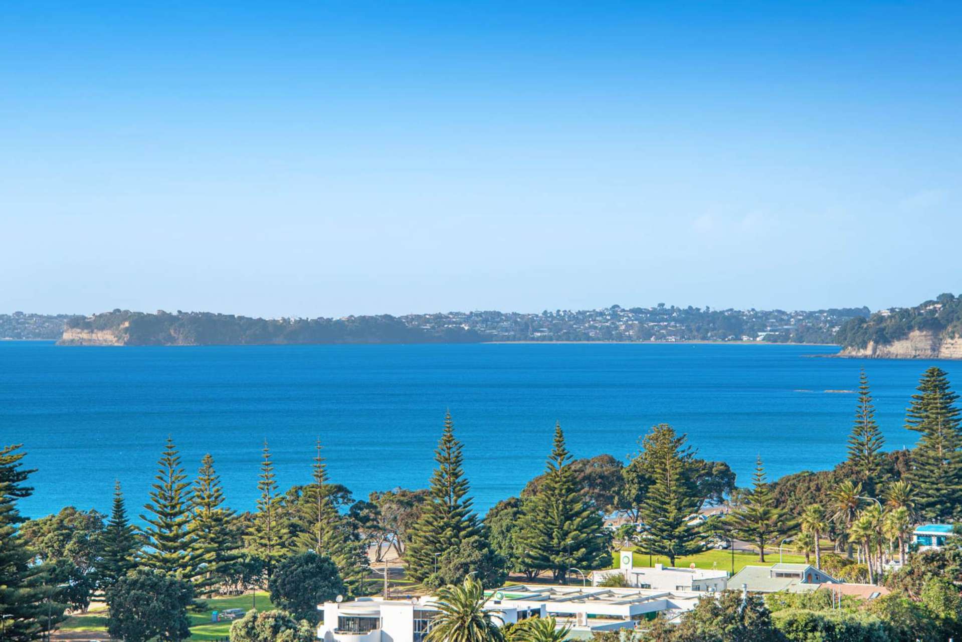 1111/11 Tamariki Avenue Orewa_0