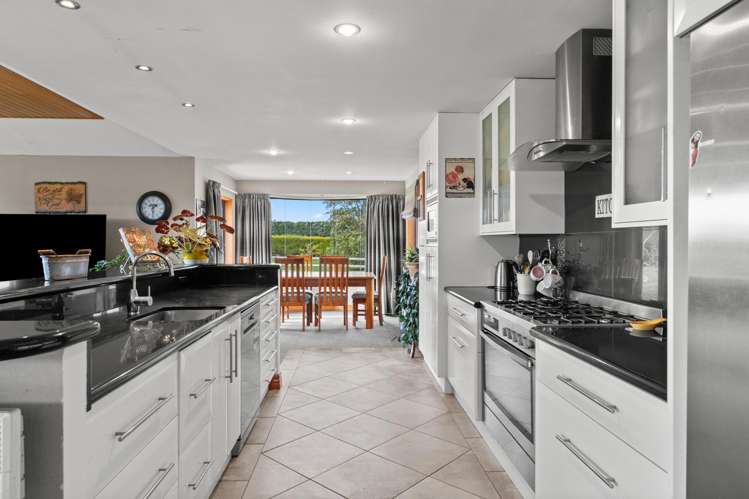 154 Myross Road_3