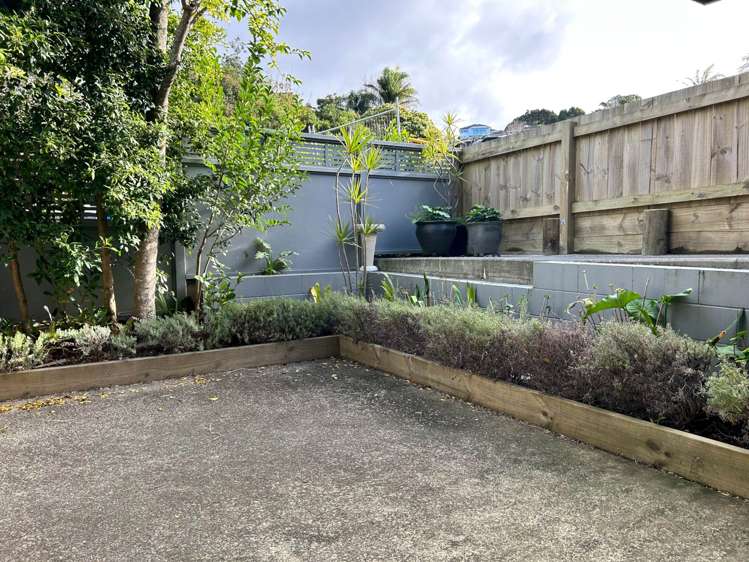 23 Amante Crescent Mairangi Bay_12