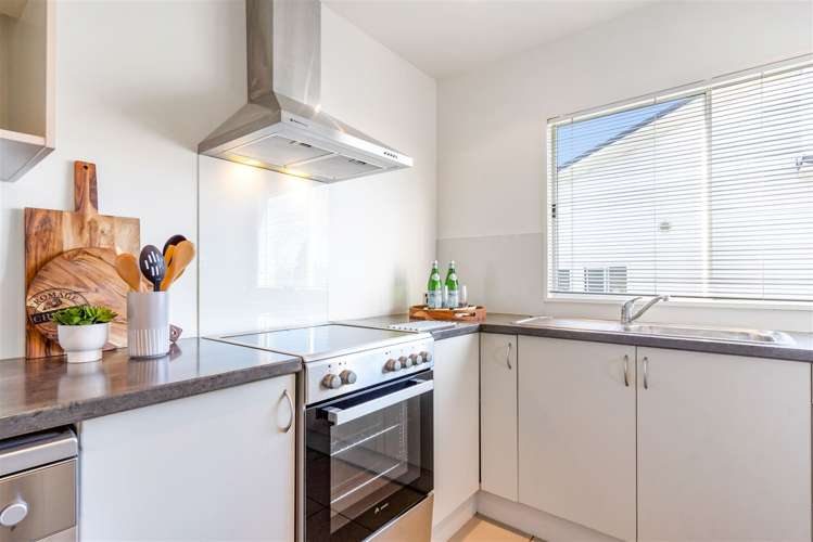 1/28 Noeleen Street Glenfield_10
