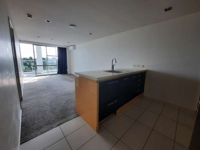 401 New North Road 1703_2