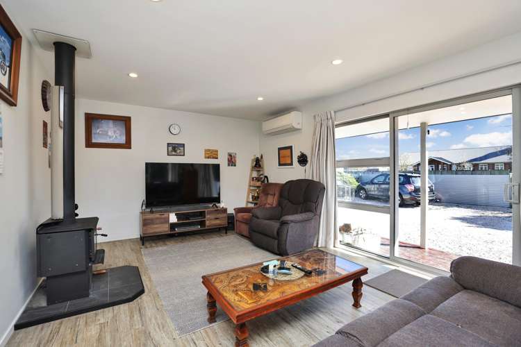 227 Racecourse Road Allenton_8