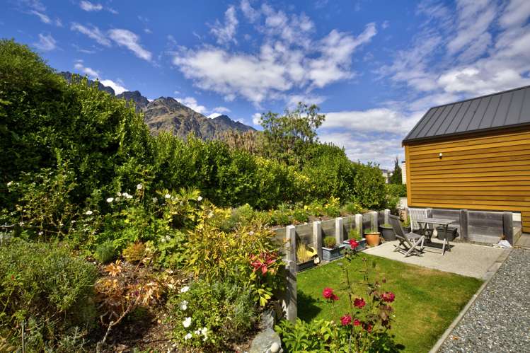 7 Jackby Court Jacks Point_8