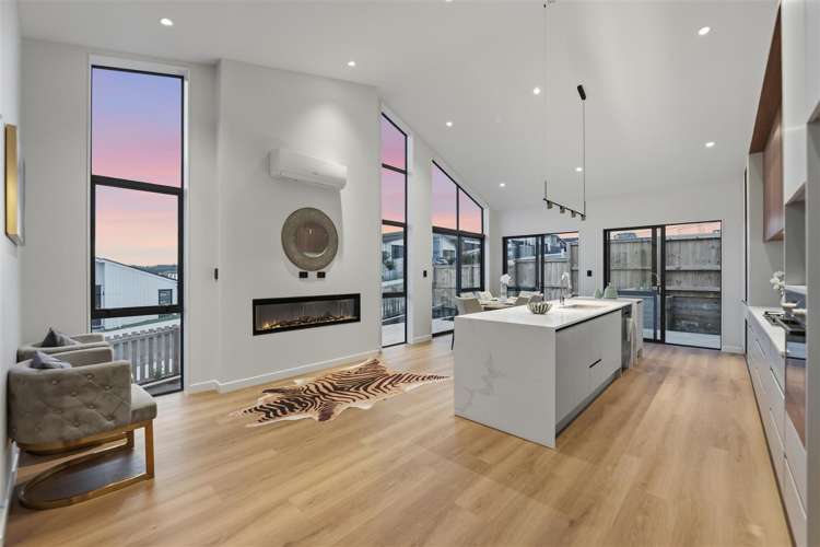 10 Whale Bay Rise Gulf Harbour_17