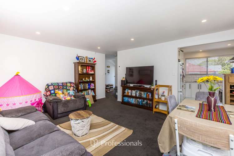 1162 Fergusson Drive Clouston Park_4