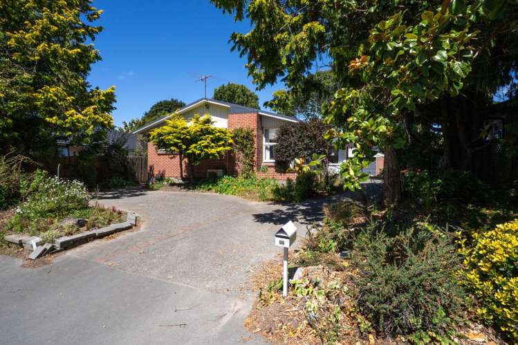 55 Woodbury Street Russley_26