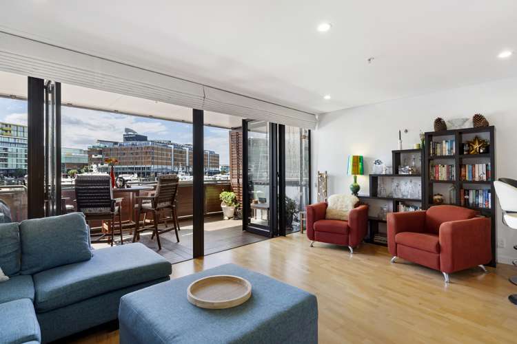 102/121 Customs Street West Auckland Central_8