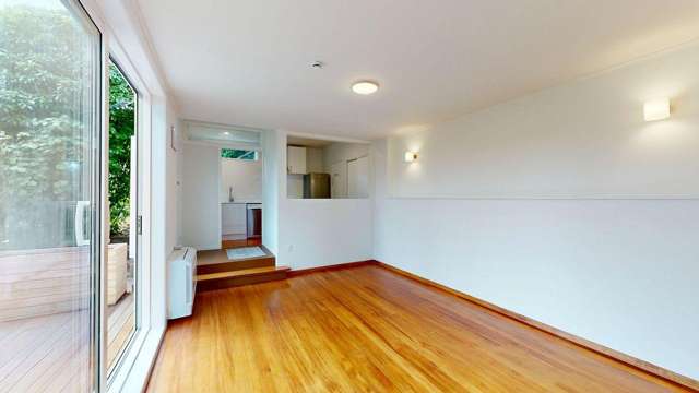 B/44 Delhi Crescent 11509_2