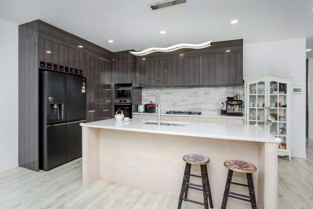 97A Sunrise Avenue Murrays Bay_3