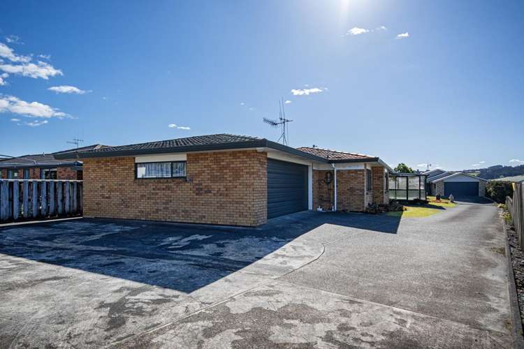10 Elm Place Tikipunga_16