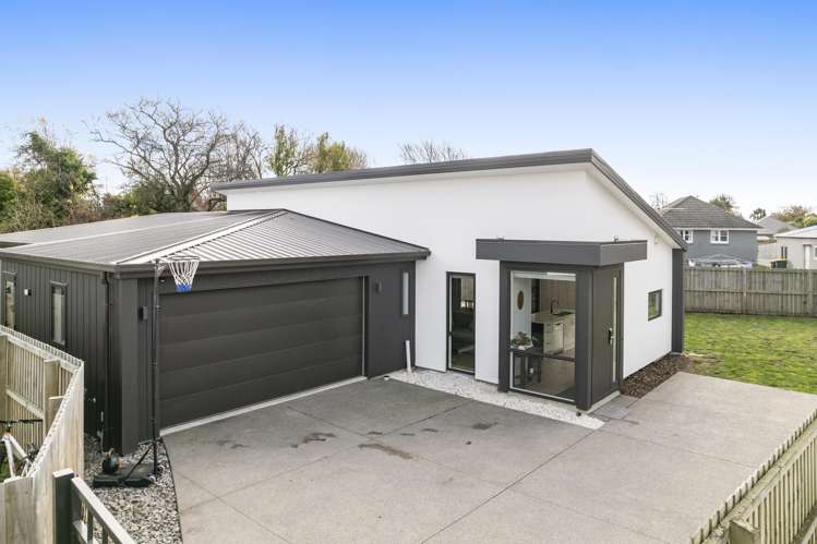 24A Attlee Crescent Bryndwr_15