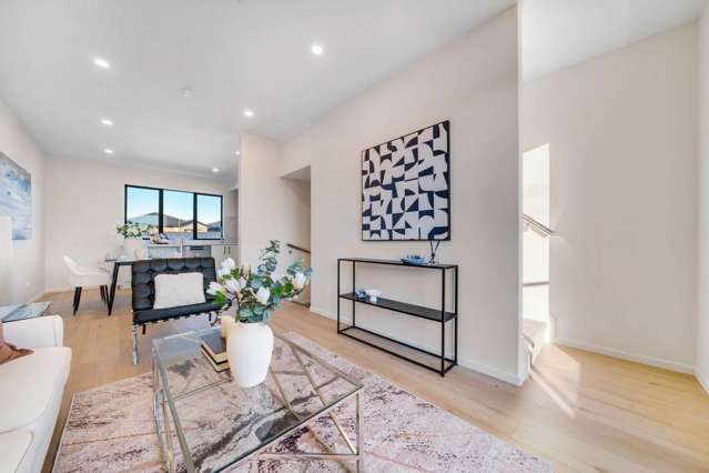 Corner Unit with Reserve Views