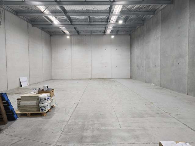 335 sqm Smart Industrial -  Low Office Ratio