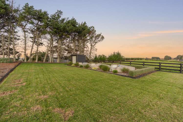 24 Karaka School Lane Papakura_29