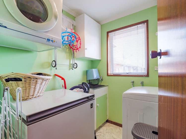 1 Elmwood Drive Mosgiel_12